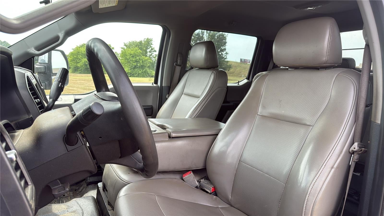 2019 Ford Super Duty F-450 DRW XL