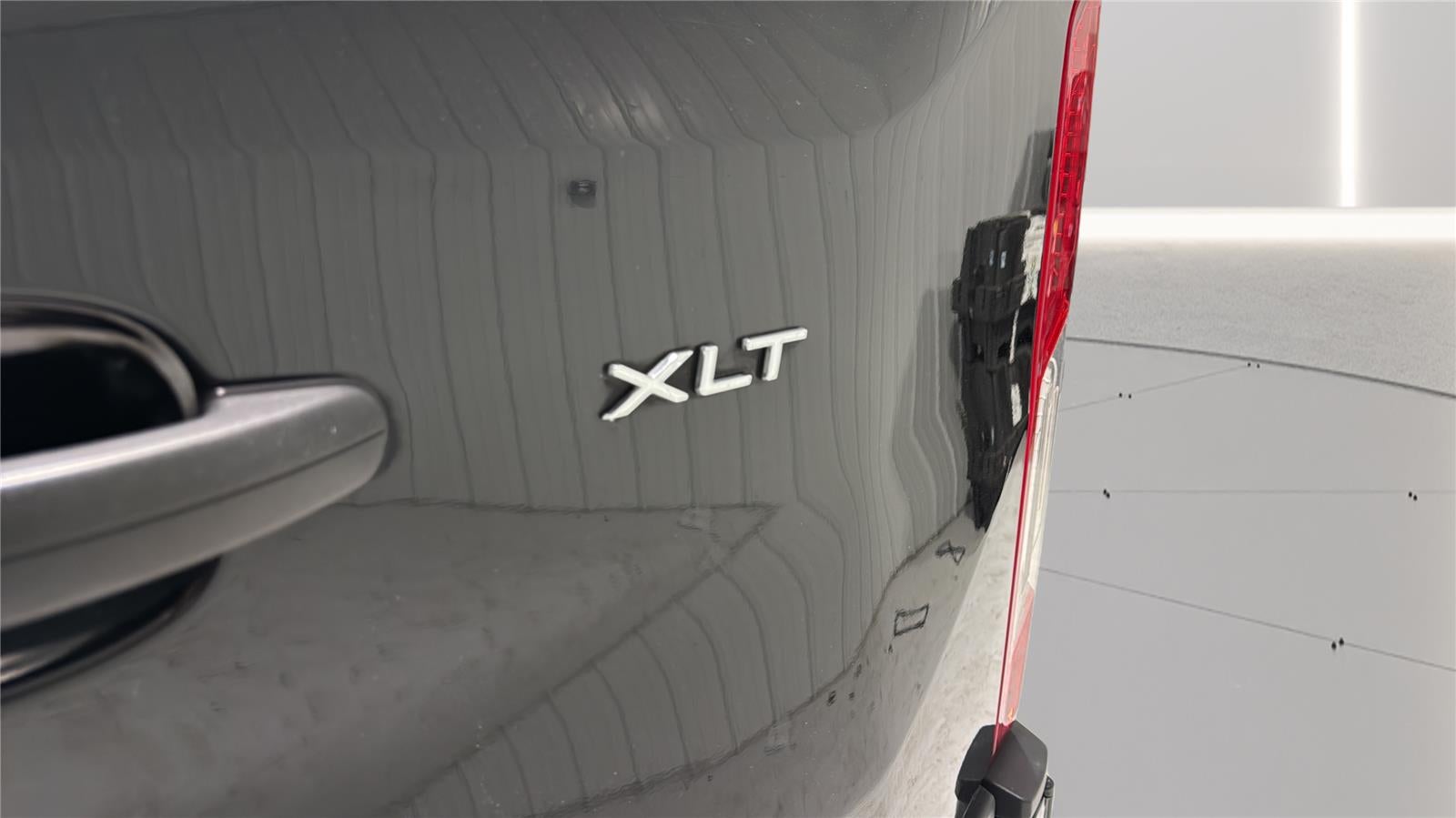 2023 Ford Transit 350 XLT