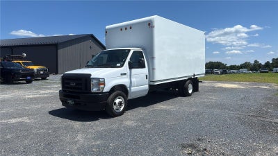 2024 Ford E-Series Cutaway Base