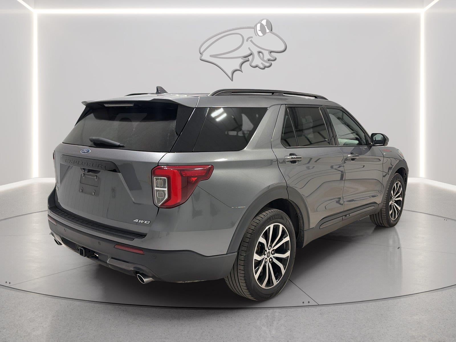 2022 Ford Explorer ST-Line
