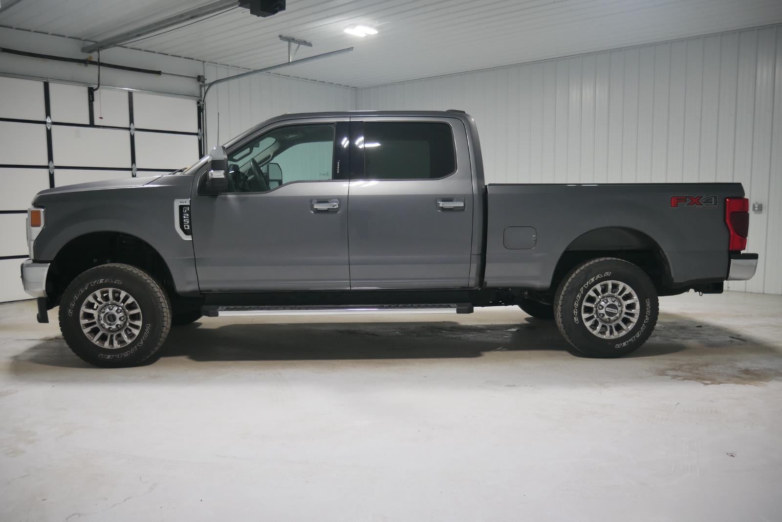 2022 Ford Super Duty F-250 XLT