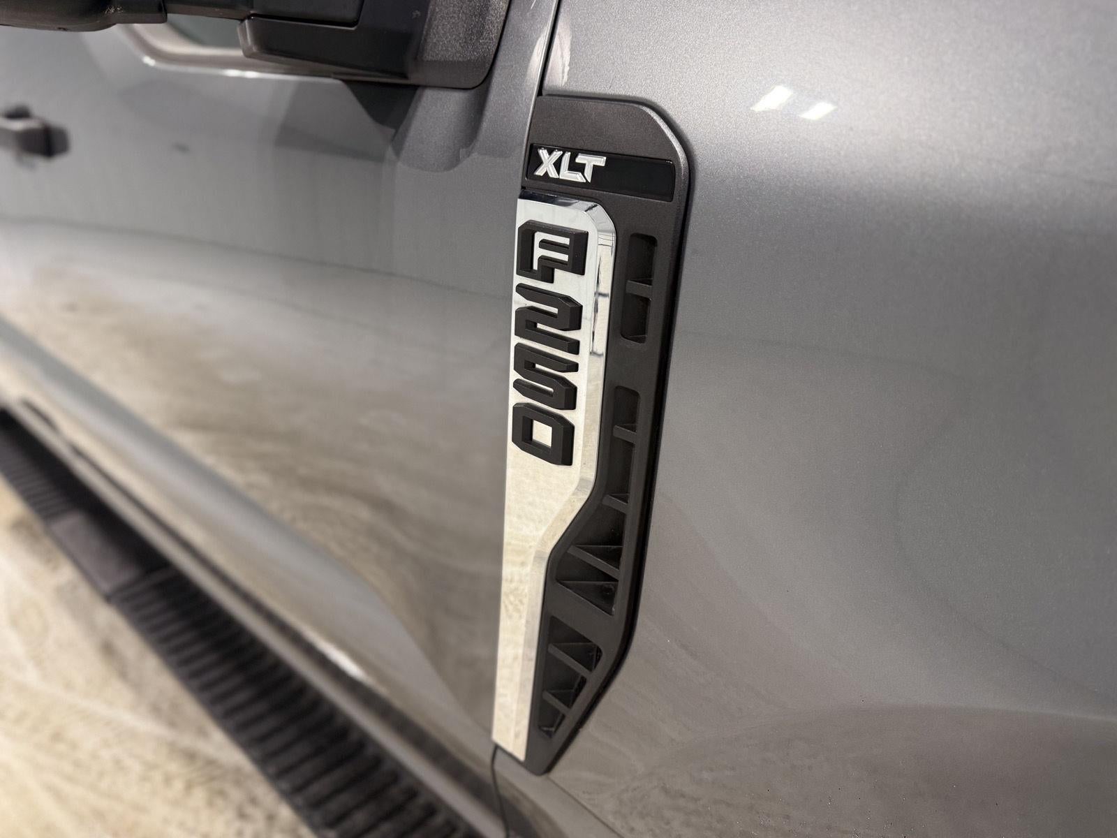 2024 Ford Super Duty F-250 XLT