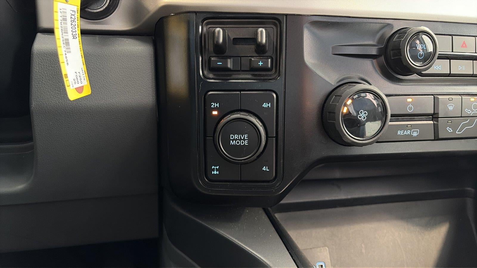 2025 Ford Super Duty F-250 SRW XLT