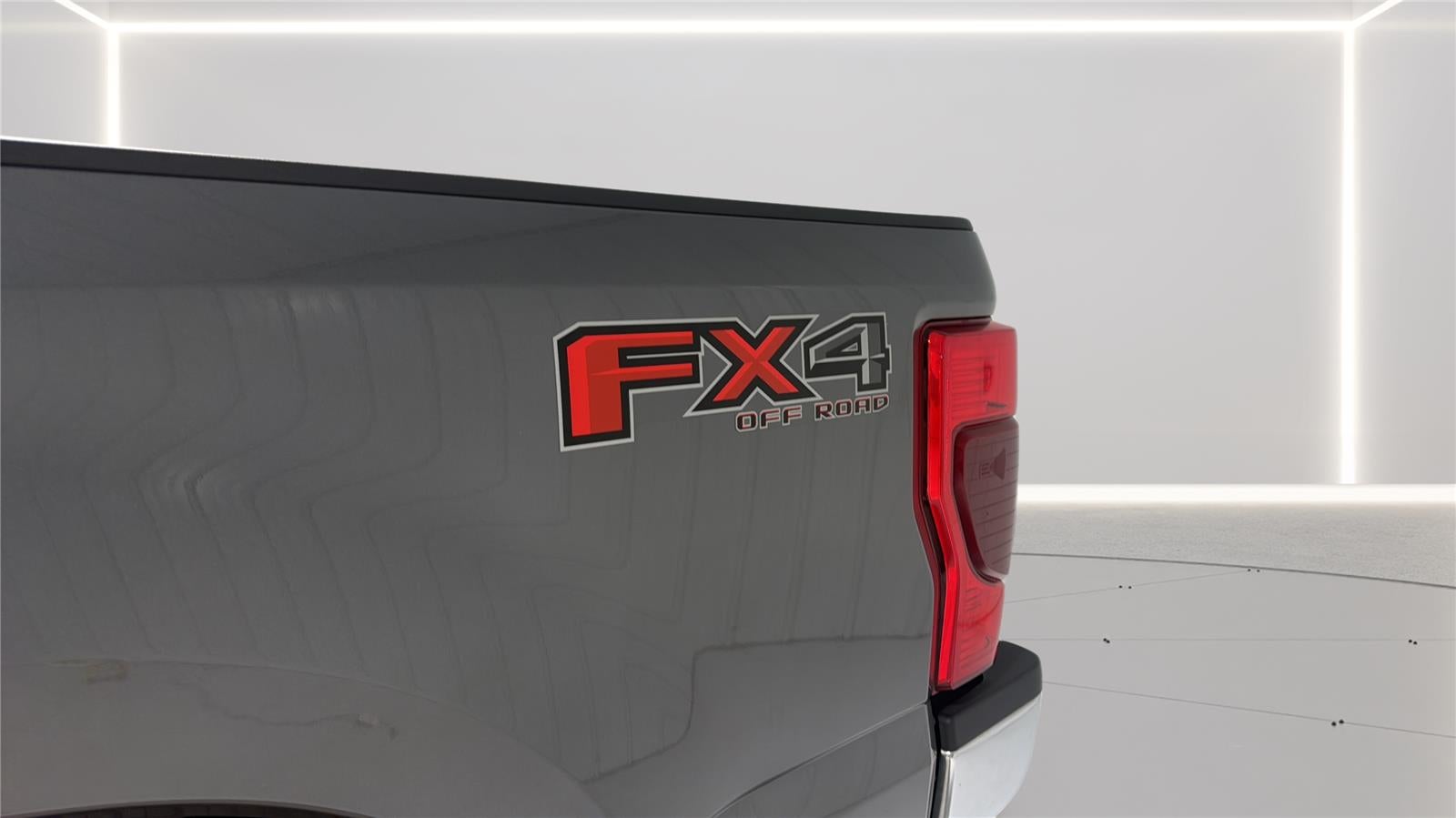 2021 Ford Super Duty F-250 SRW LARIAT