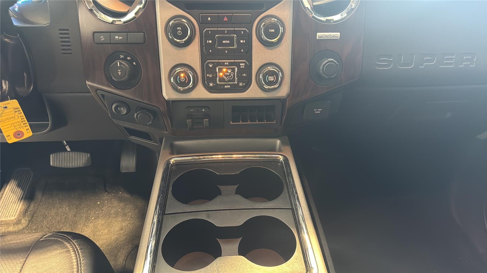 2016 Ford Super Duty F-250 Lariat