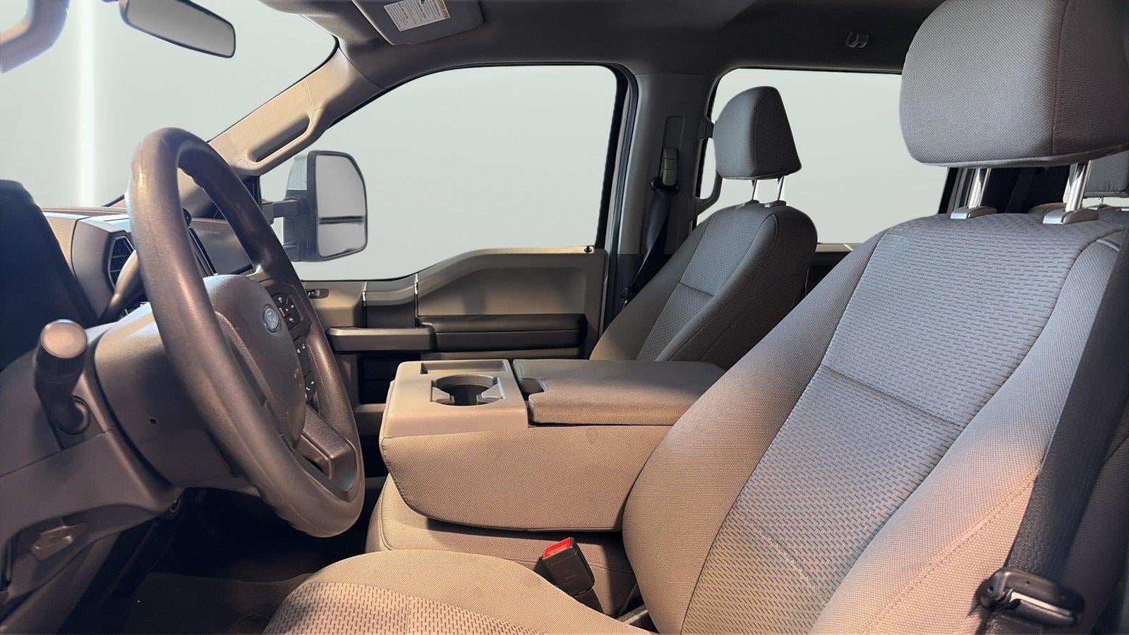 2022 Ford Super Duty F-350 Drw XLT