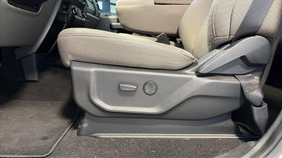 2022 Ford Super Duty F-350 Drw XLT