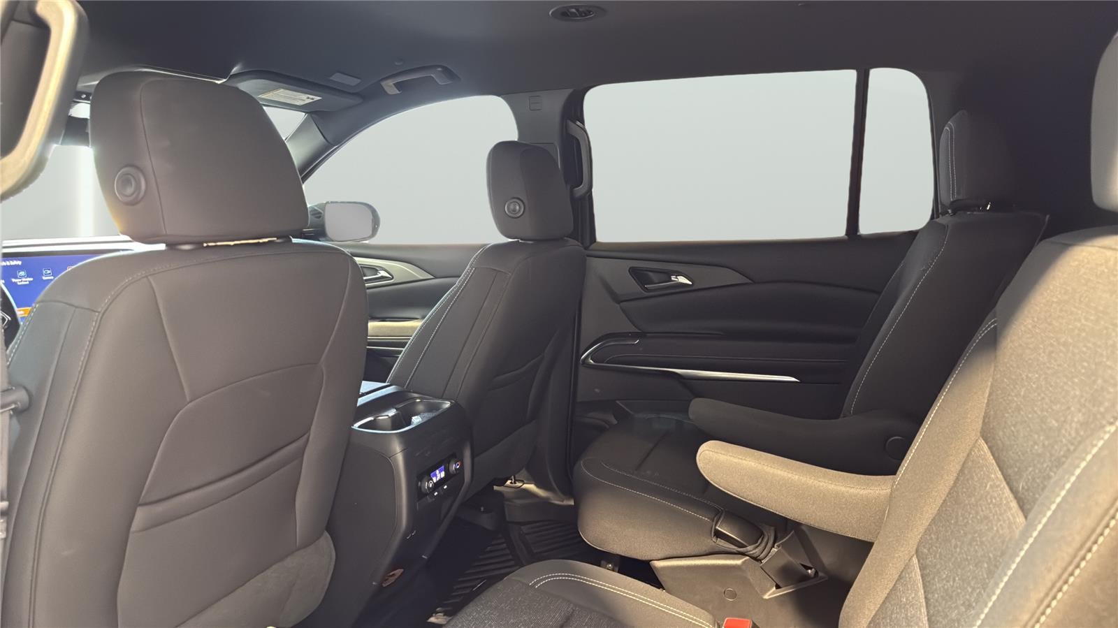2025 Chevrolet Traverse FWD LT