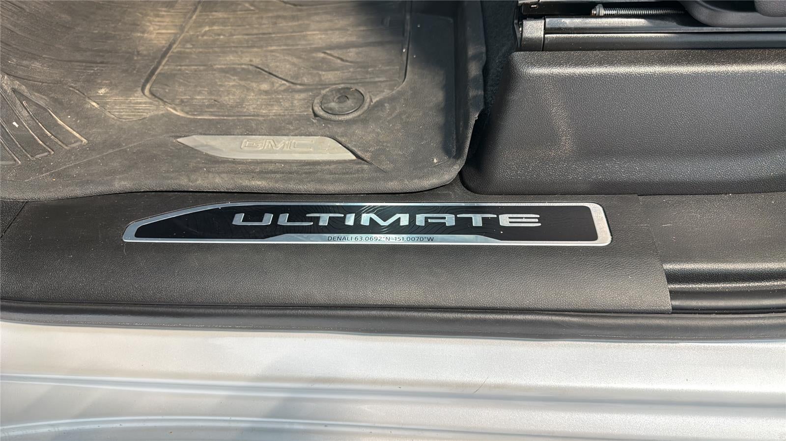 2024 GMC Sierra 3500HD Denali Ultimate