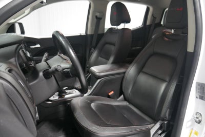 2022 GMC Canyon 4WD AT4 w/Leather