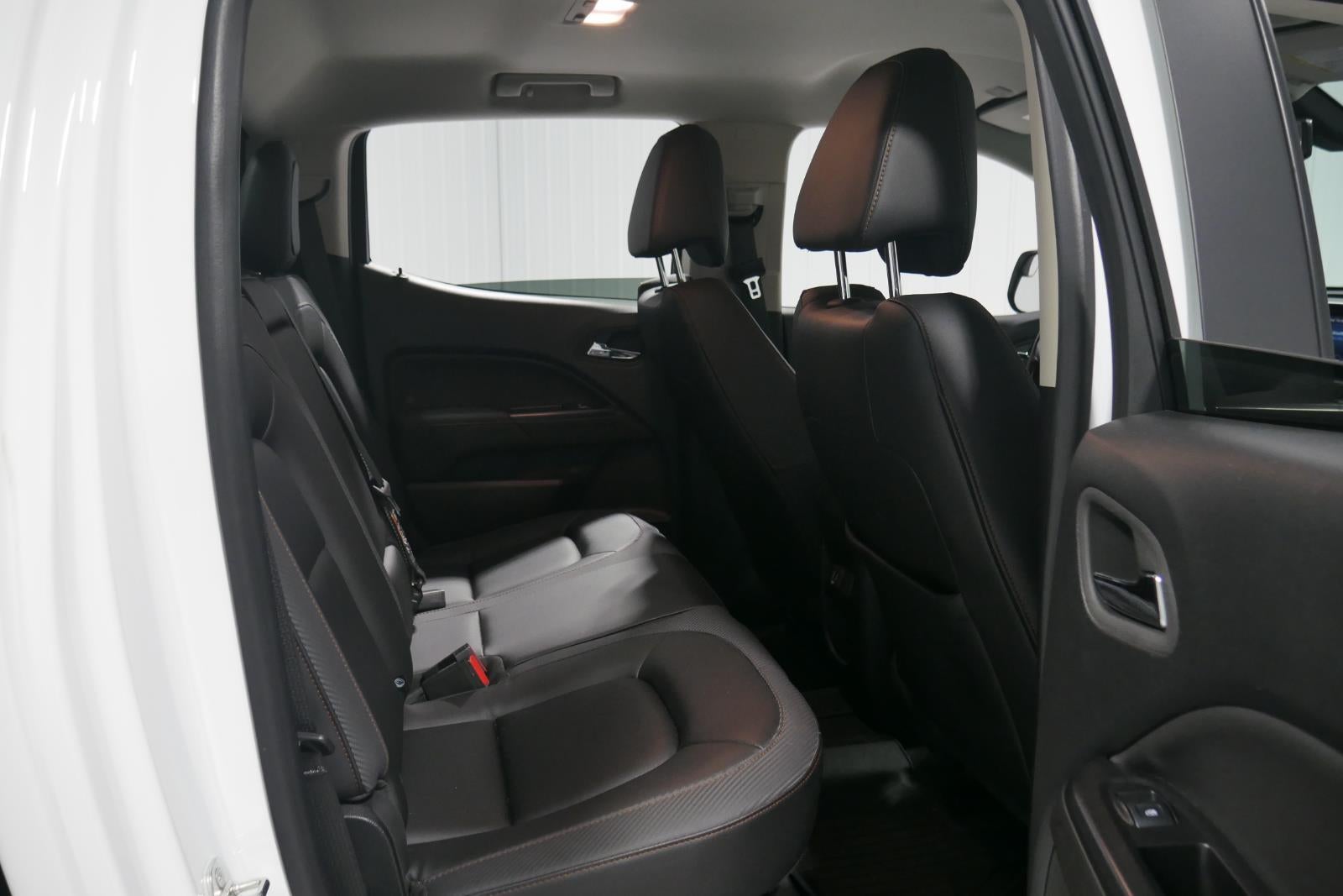 2022 GMC Canyon 4WD AT4 w/Leather