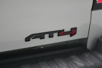 2022 GMC Canyon 4WD AT4 w/Leather