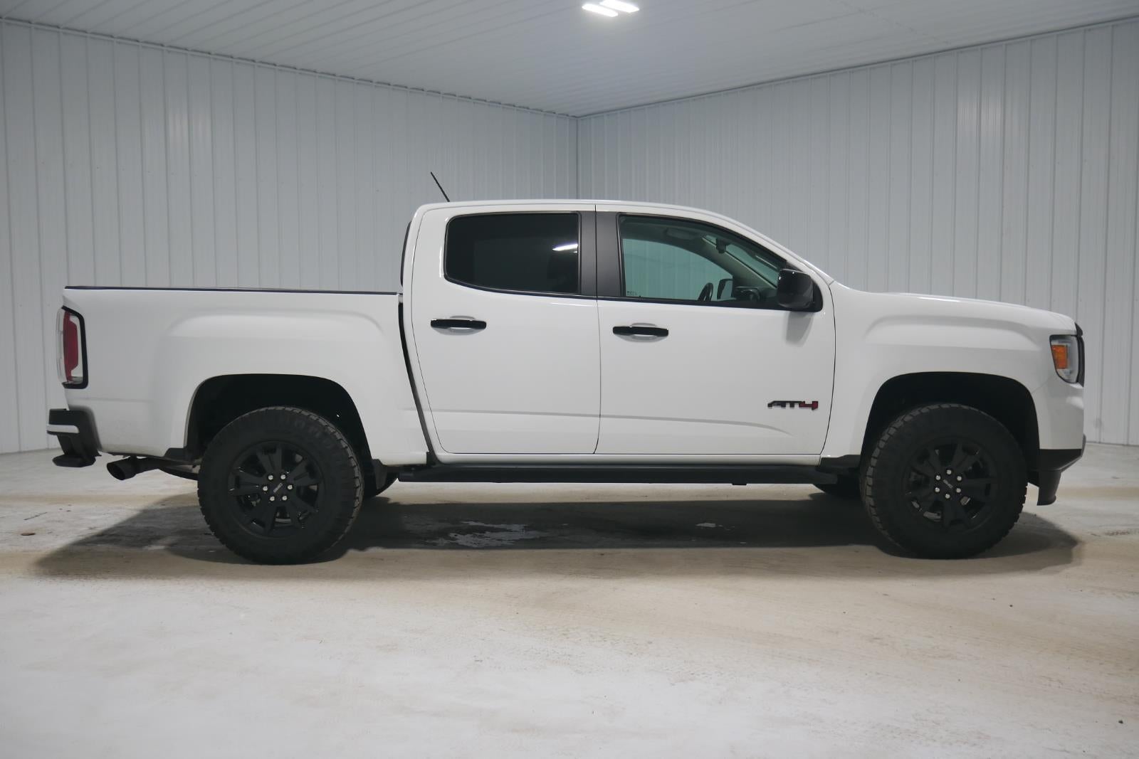 2022 GMC Canyon 4WD AT4 w/Leather