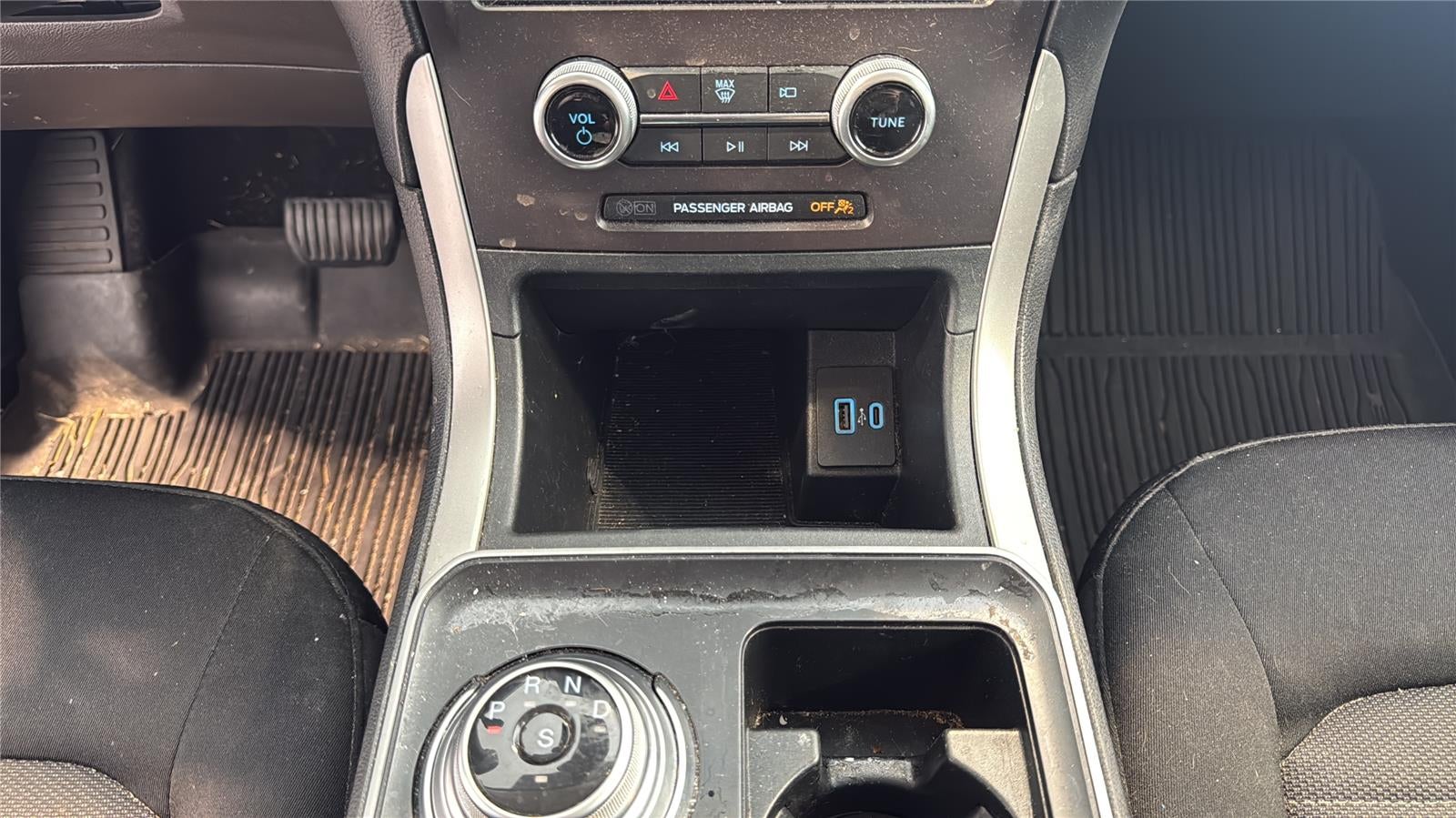 2021 Ford Edge SE