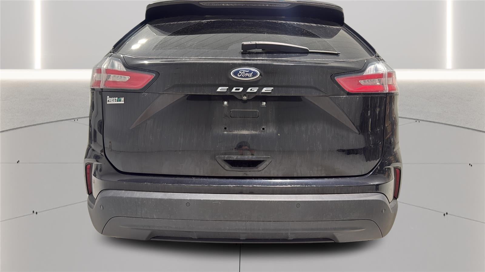 2021 Ford Edge SE