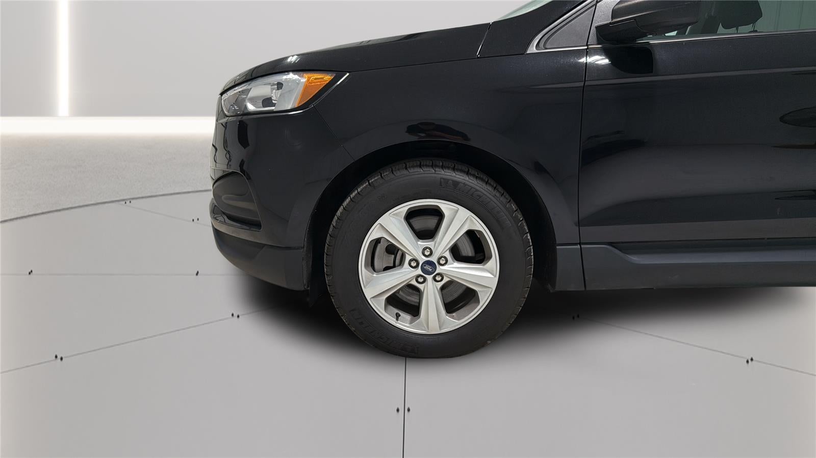 2022 Ford Edge SE
