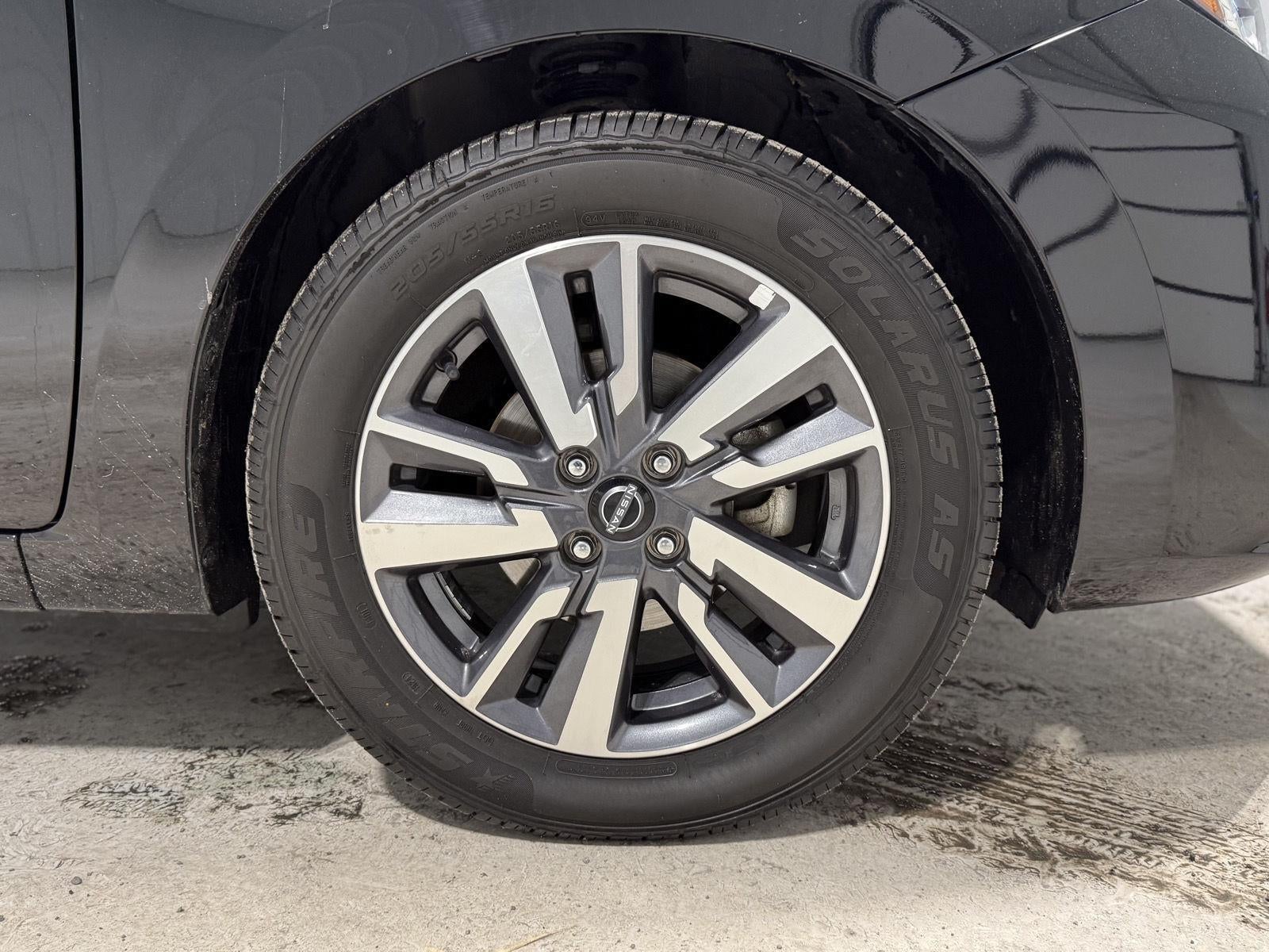 2023 Nissan Versa SV