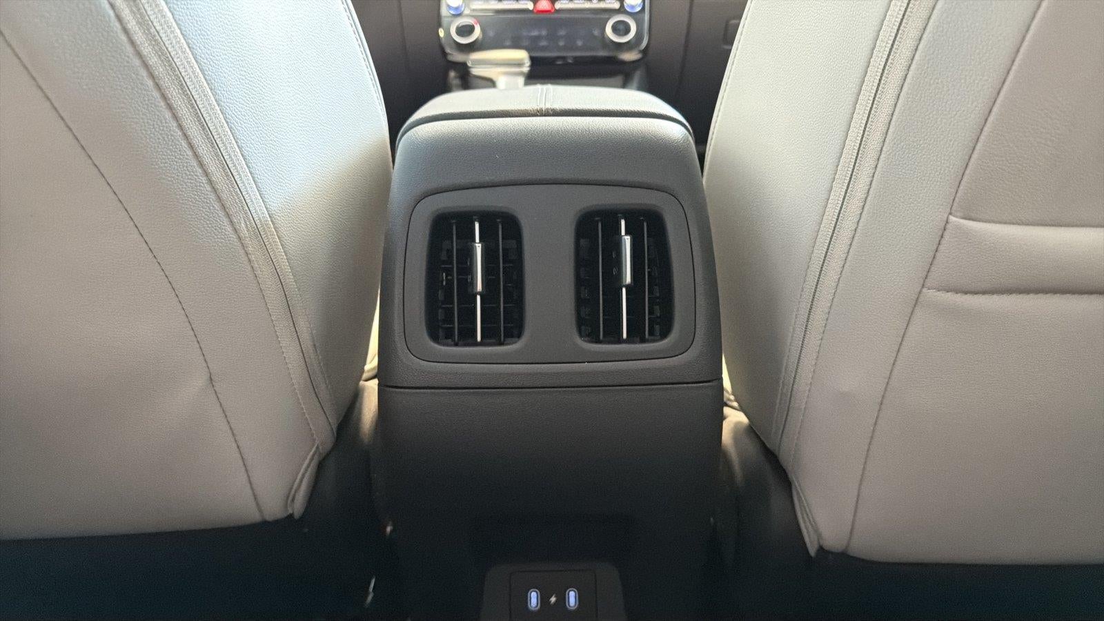 2025 Hyundai Santa Cruz SEL Activity