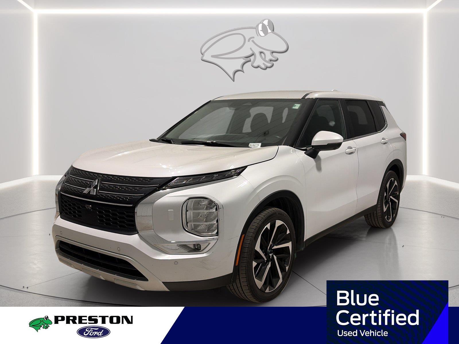 2024 Mitsubishi Outlander Base