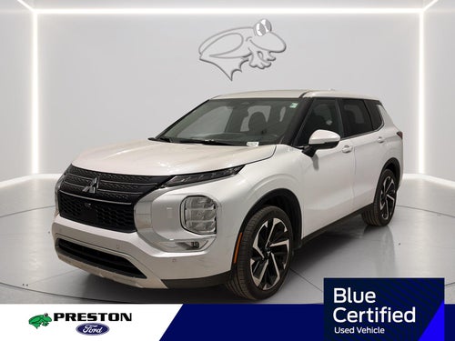2024 Mitsubishi Outlander Base