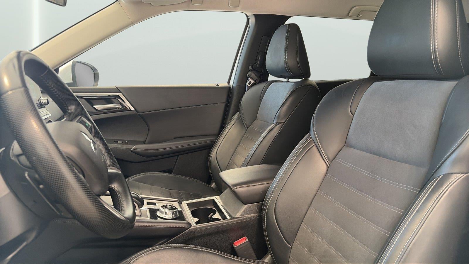 2024 Mitsubishi Outlander Base