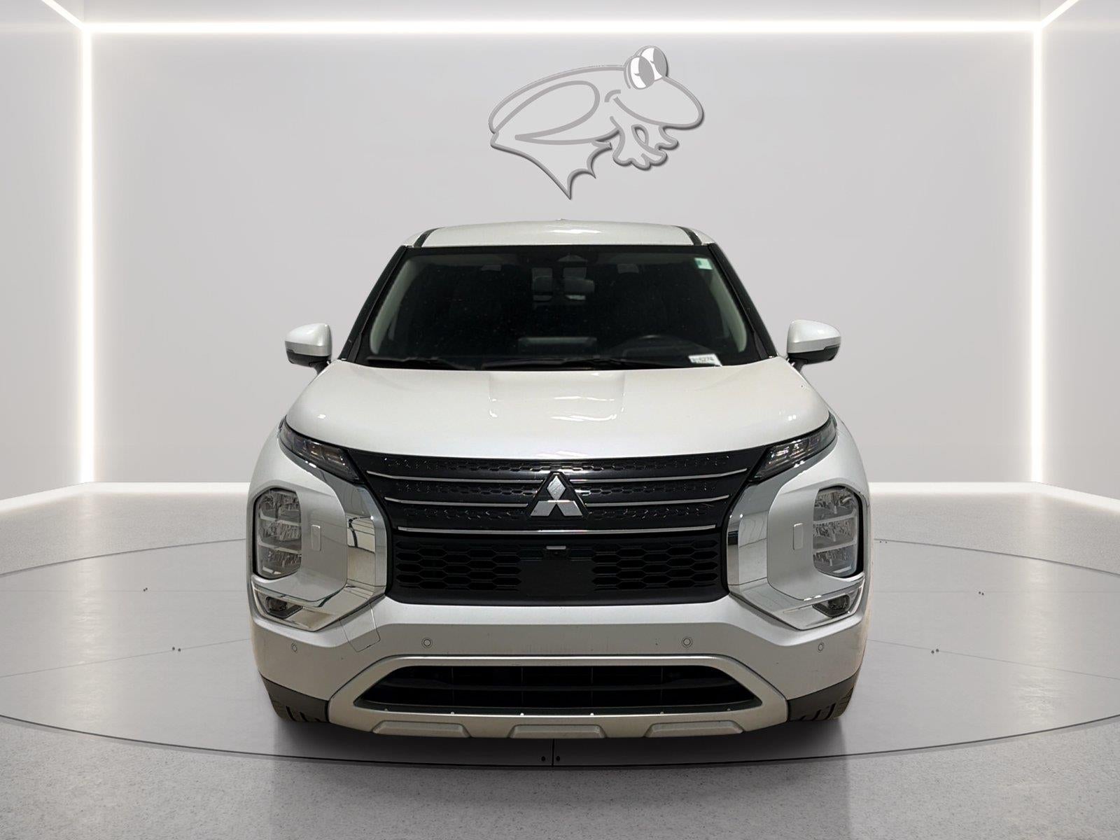 2024 Mitsubishi Outlander Base