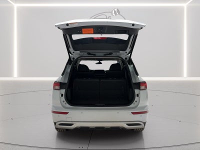 2024 Mitsubishi Outlander Base