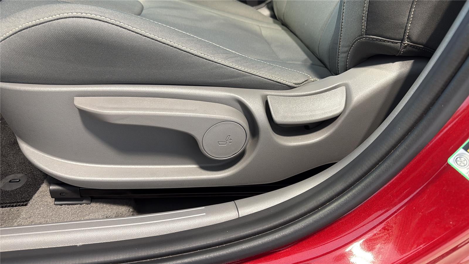 2026 Hyundai Elantra Sel