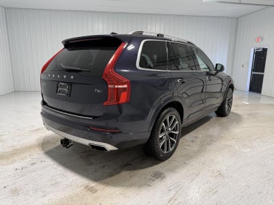 2017 Volvo XC90 Momentum