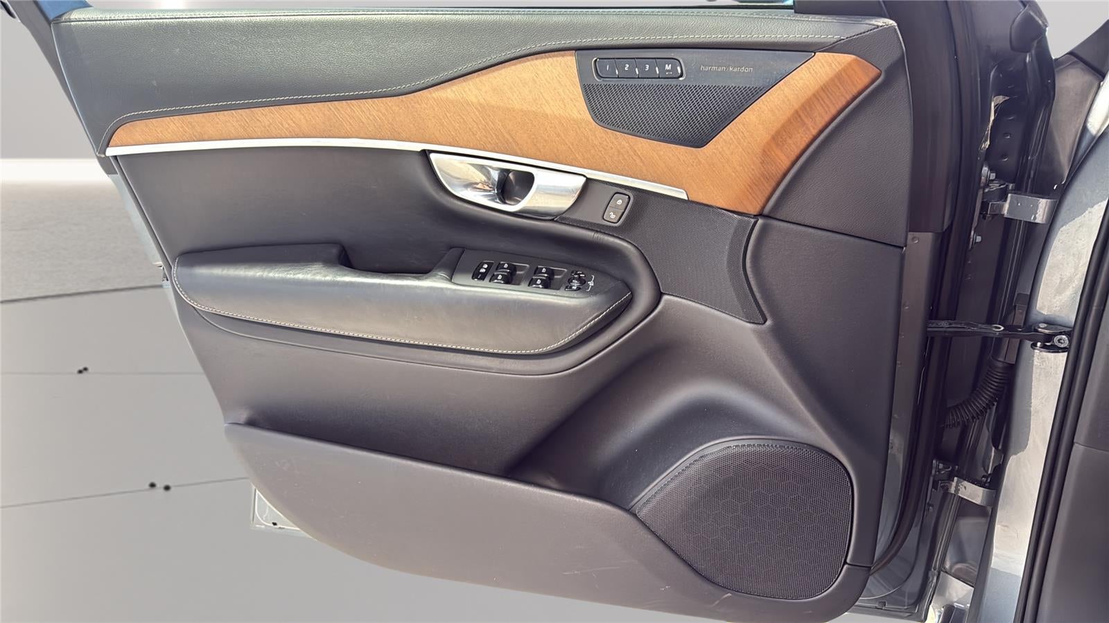 2019 Volvo XC90 Inscription