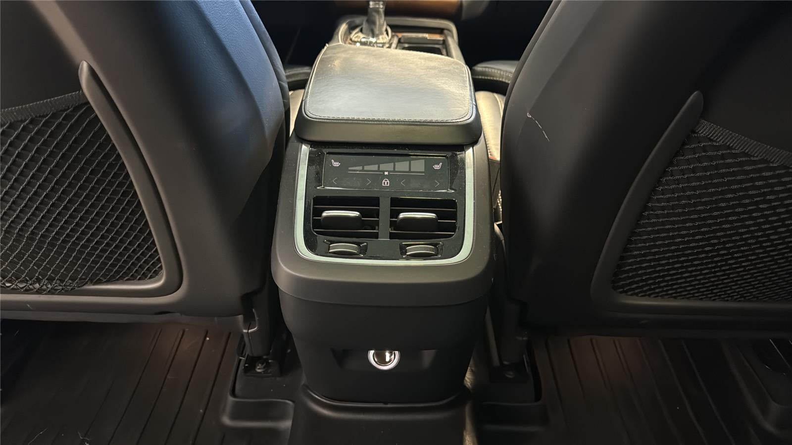 2019 Volvo XC90 Inscription