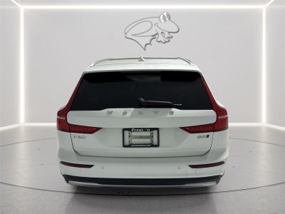 2025 Volvo V60 Cross Country Plus