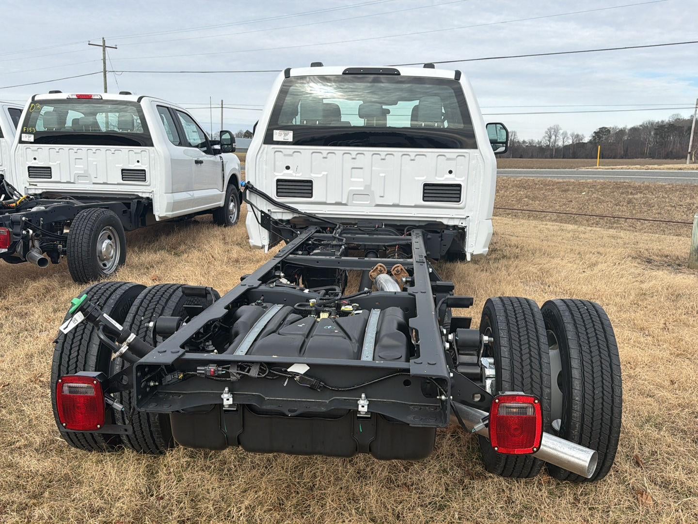 2026 Ford Super Duty F-450 DRW XL CHASSIS ONLY
