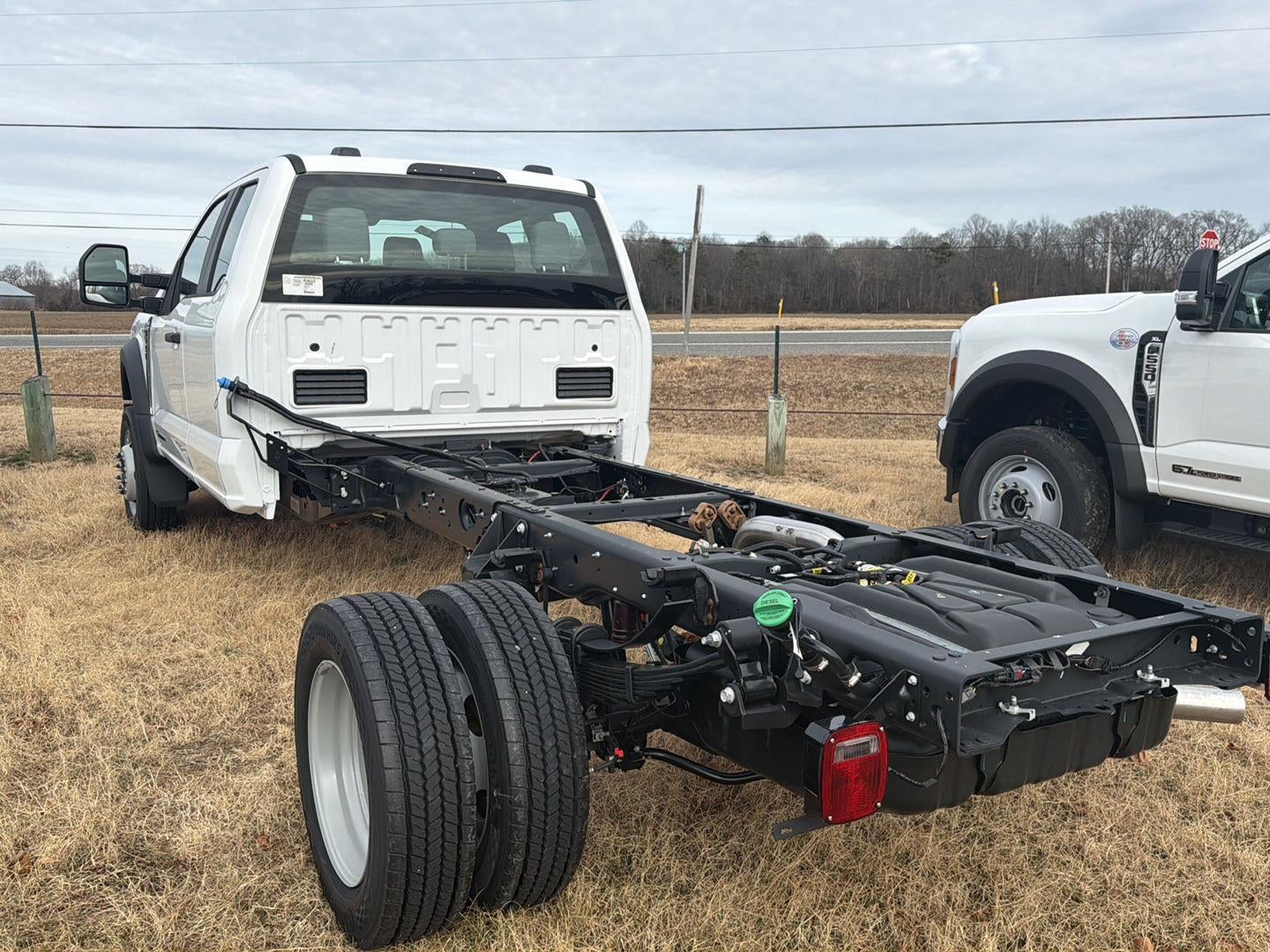 2026 Ford Super Duty F-450 DRW XL CHASSIS ONLY