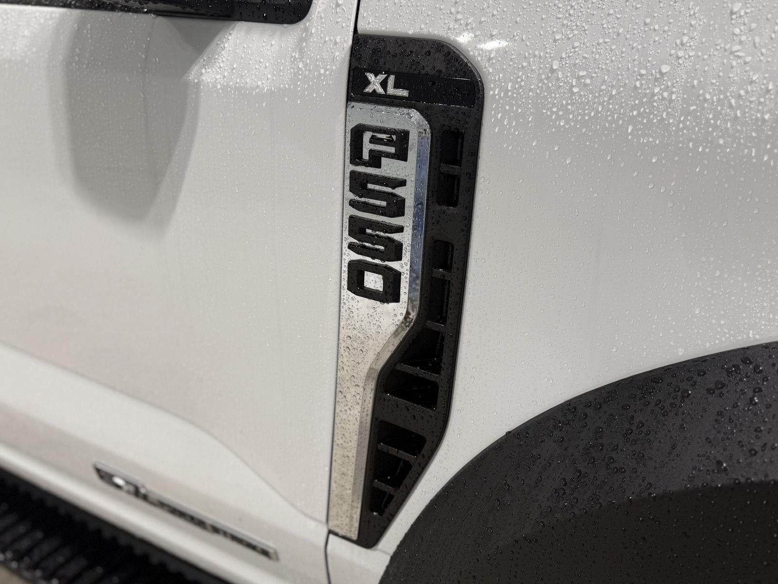 2026 Ford Super Duty F-550 DRW XL CHASSIS ONLY