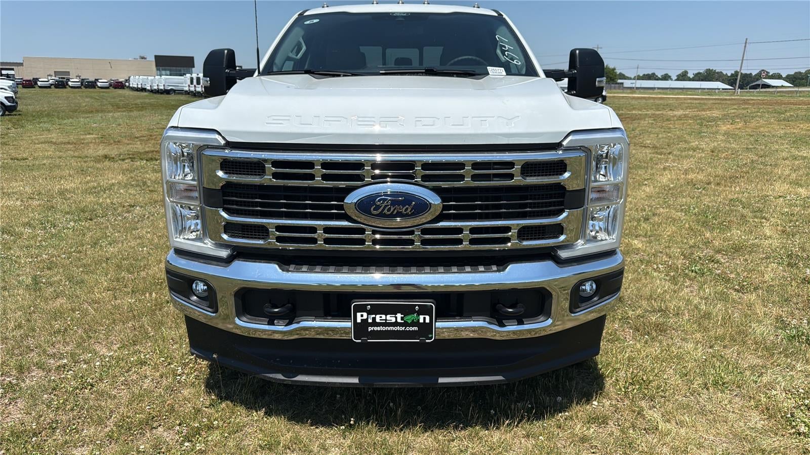 2026 Ford Super Duty F-350 SRW 9' KNAPHEIDE SERVICE BODY, CLASS V HITCH, SPRAY IN LINER, REMOTE LOCKS