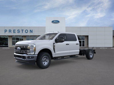 2026 Ford Super Duty F-350 SRW 9' KNAPHEIDE SERVICE BODY, REMOTE LOCKS, CLASS V HITCH, SPRAT IN LINER
