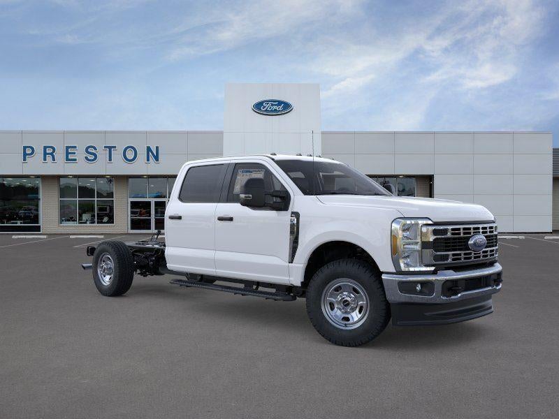 2026 Ford Super Duty F-350 SRW 9' KNAPHEIDE SERVICE BODY, REMOTE LOCKS, CLASS V HITCH, SPRAT IN LINER