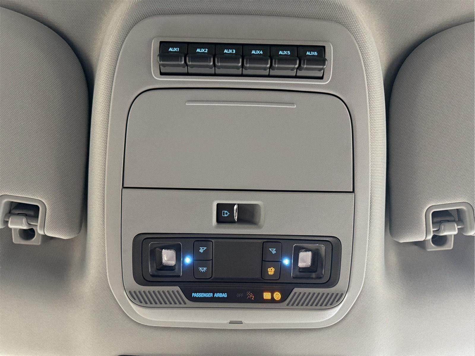 2026 Ford Super Duty F-350 SRW XL CHASSIS ONLY