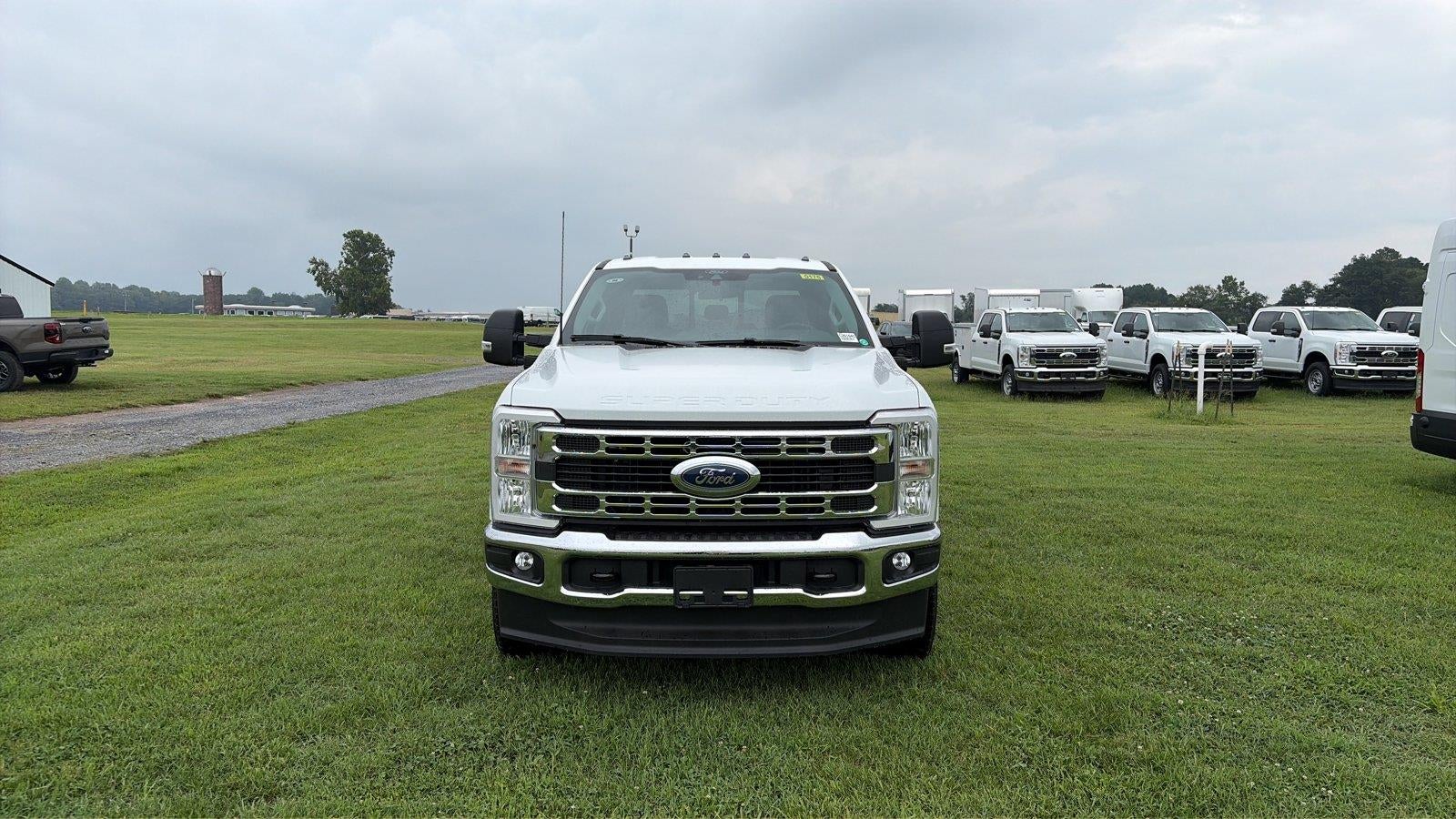 2026 Ford Super Duty F-350 SRW XL