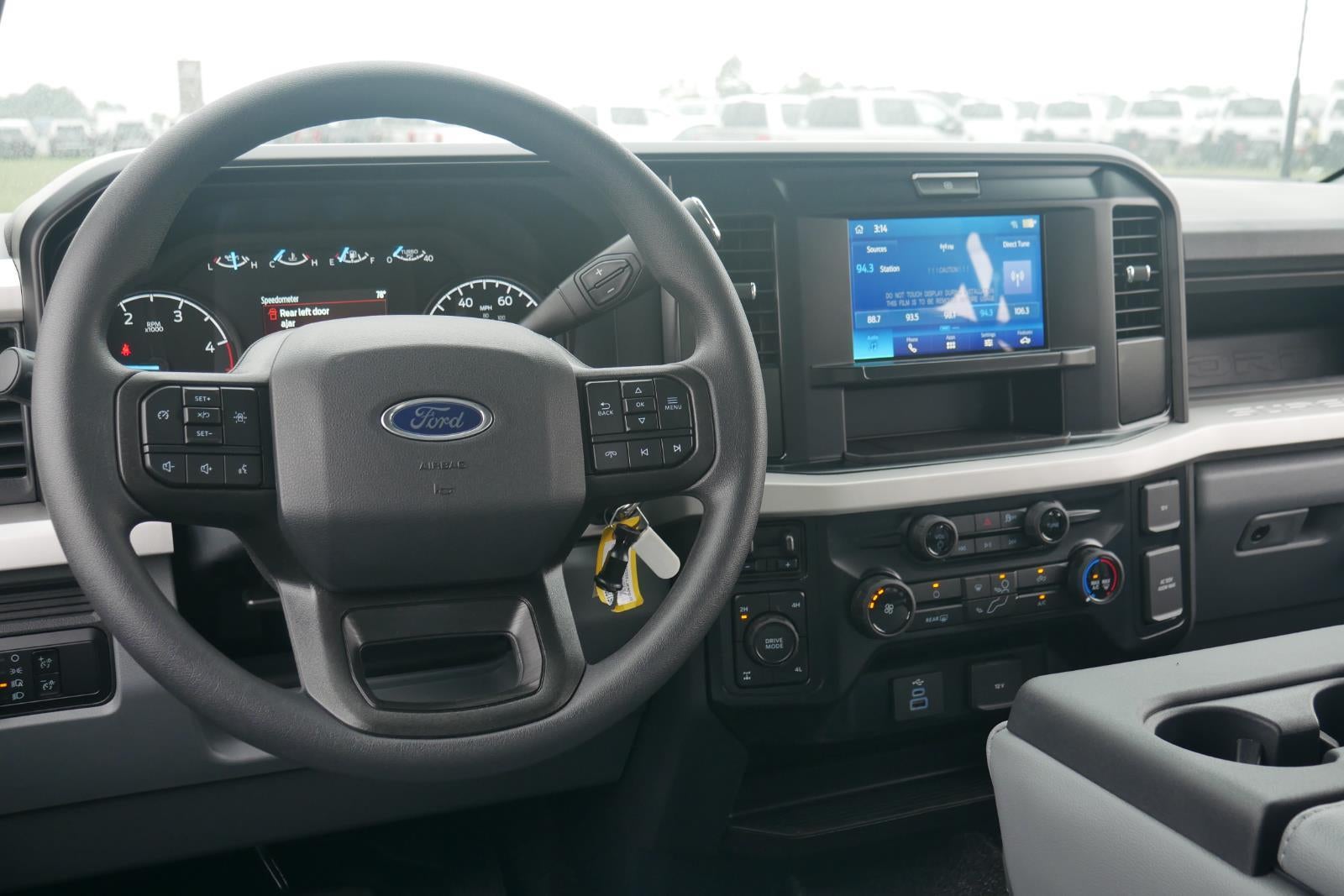 2025 Ford Super Duty F-350 XL