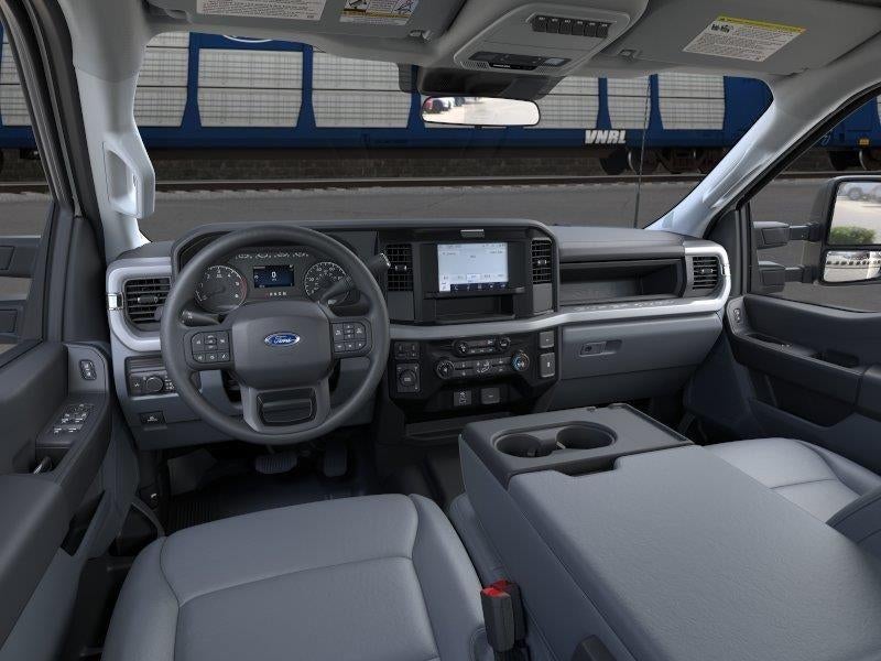 2026 Ford Super Duty F-450 DRW XL CHASSIS ONLY