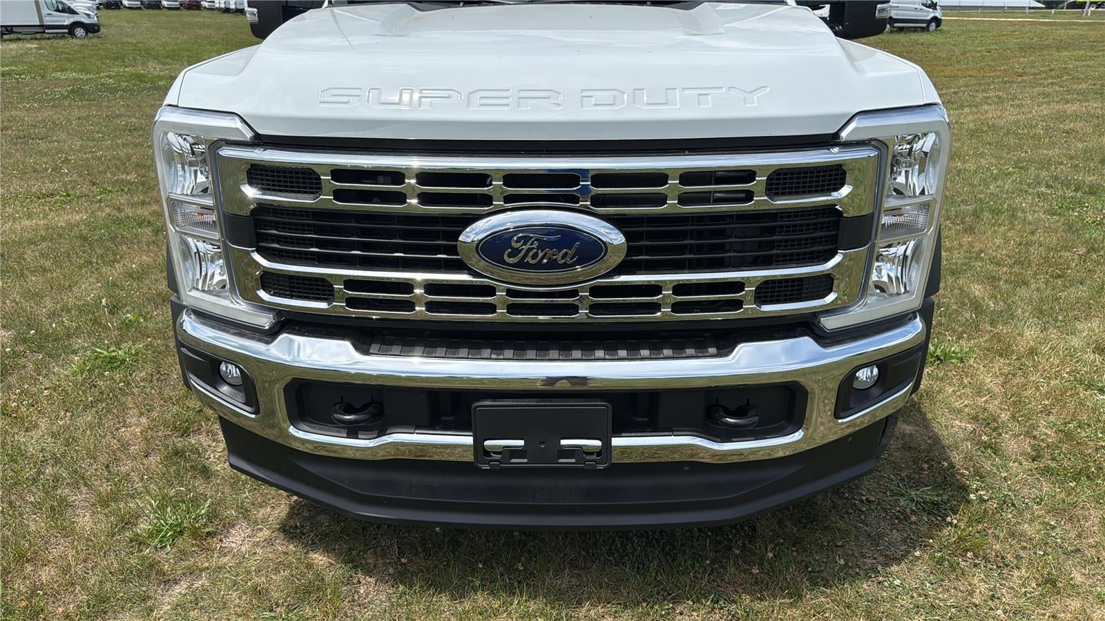 2026 Ford Super Duty F-450 DRW XL CHASSIS ONLY