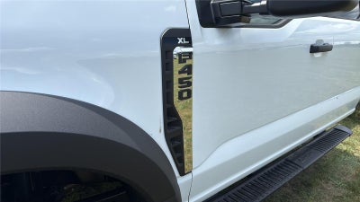 2026 Ford Super Duty F-450 DRW XL CHASSIS ONLY