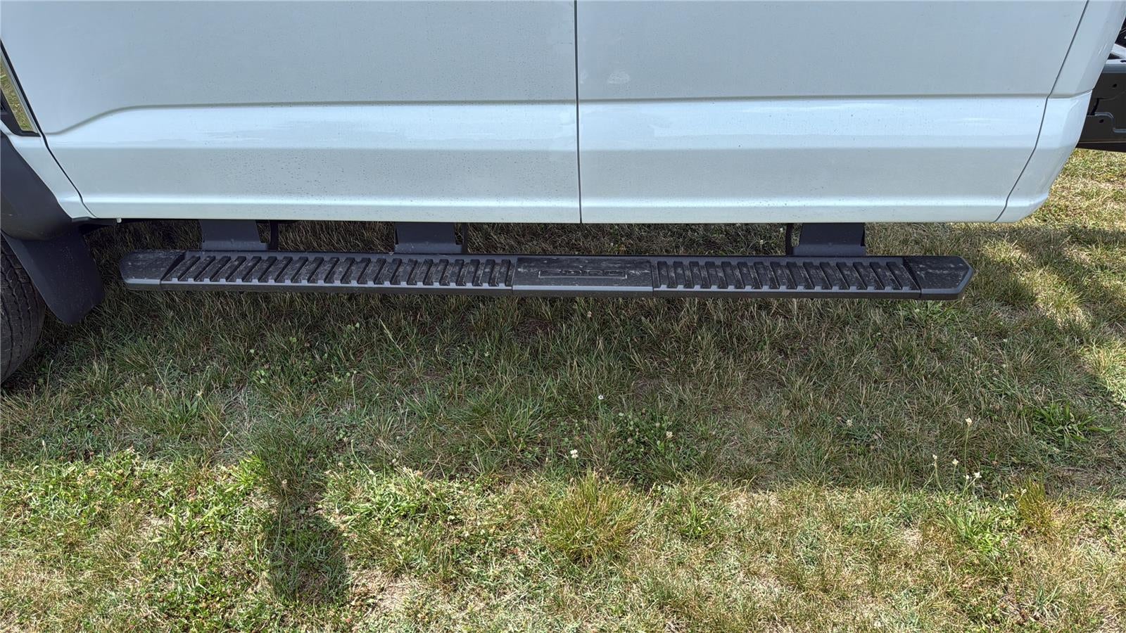 2026 Ford Super Duty F-450 DRW XL CHASSIS ONLY
