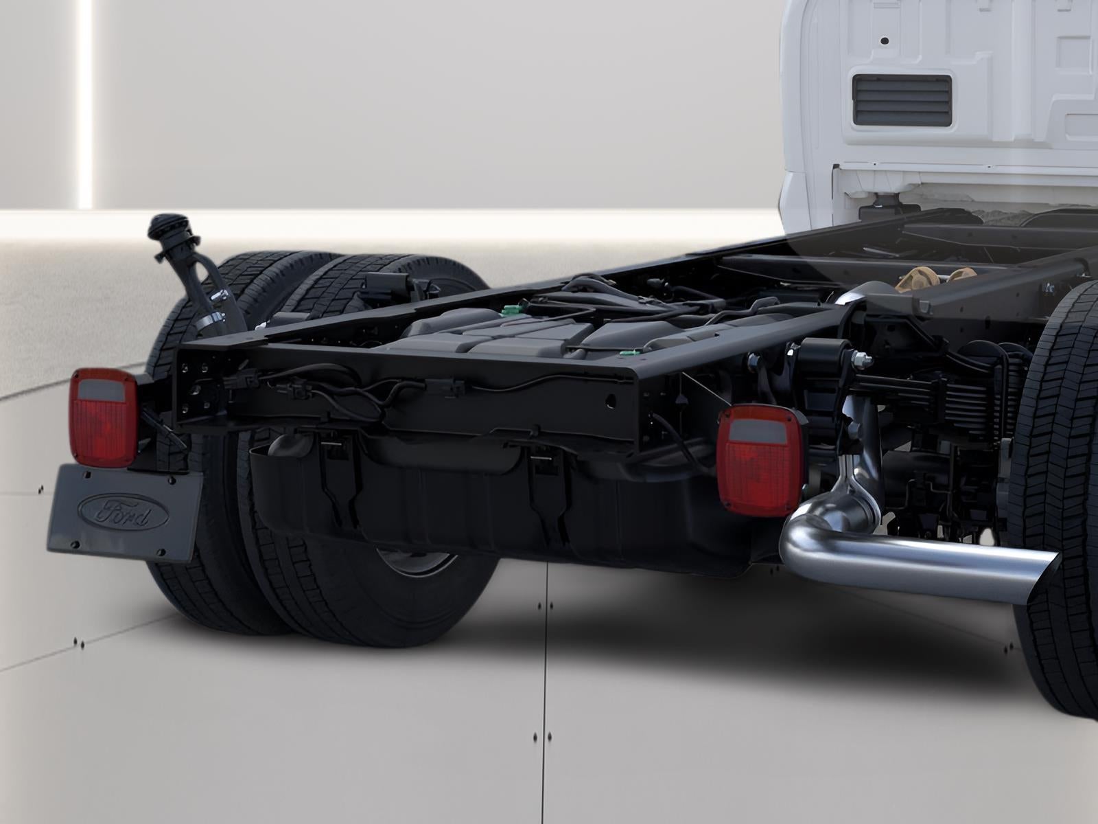 2026 Ford Super Duty F-450 DRW XL CHASSIS ONLY