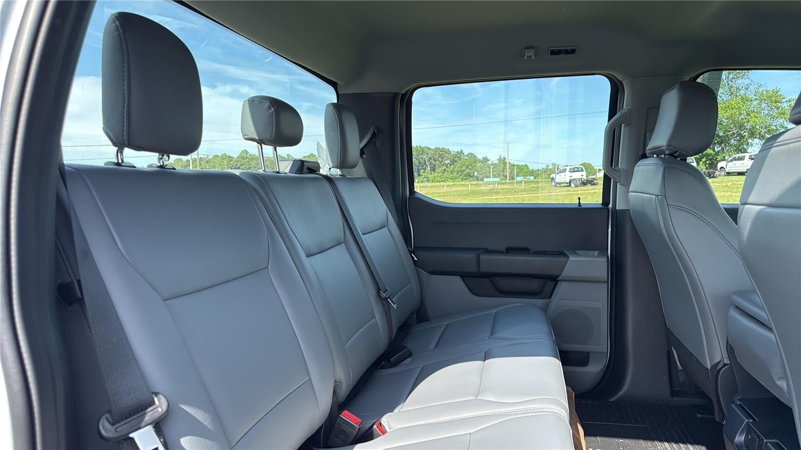 2026 Ford Super Duty F-450 DRW XL CHASSIS ONLY