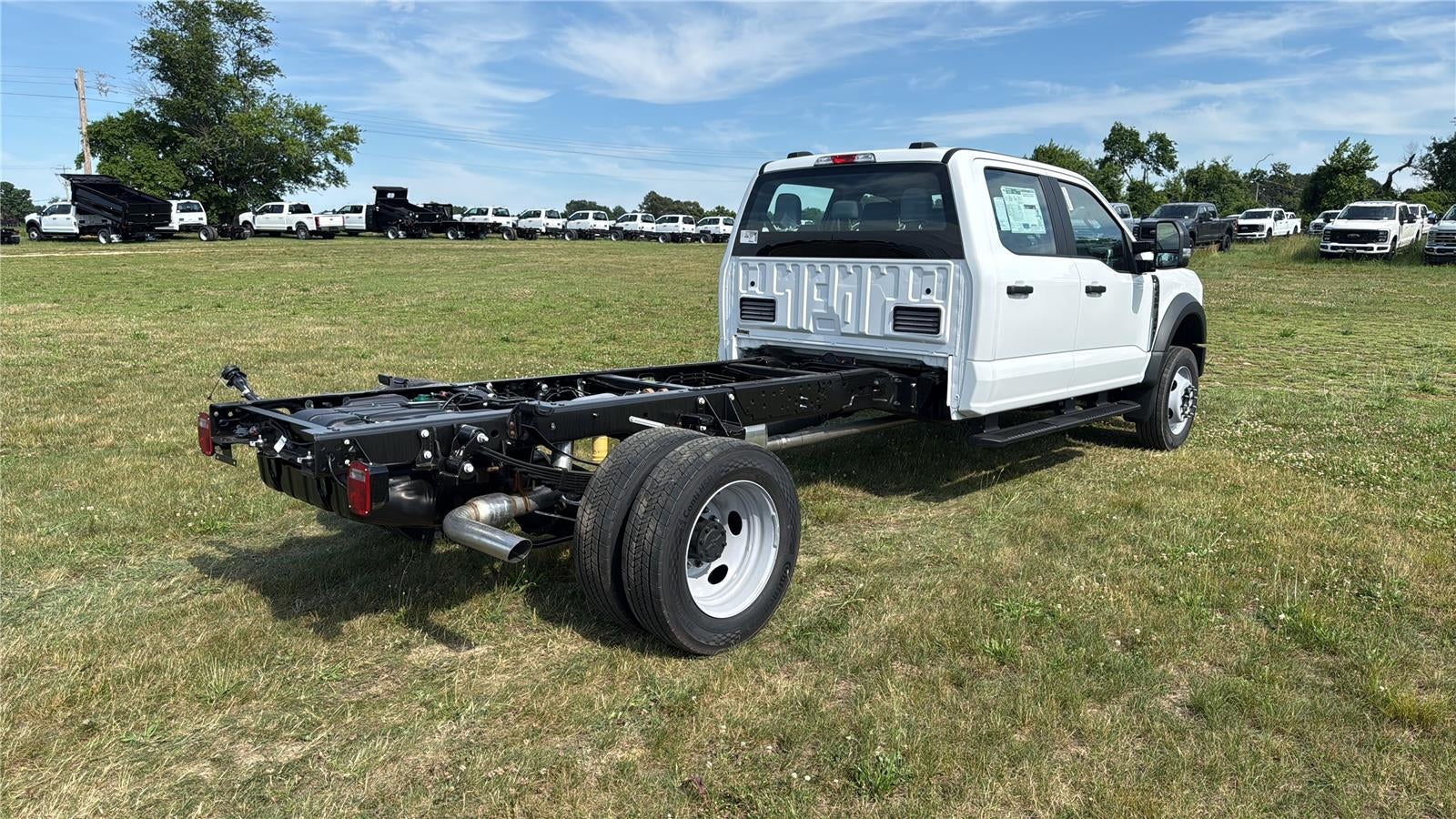 2026 Ford Super Duty F-450 DRW XL CHASSIS ONLY