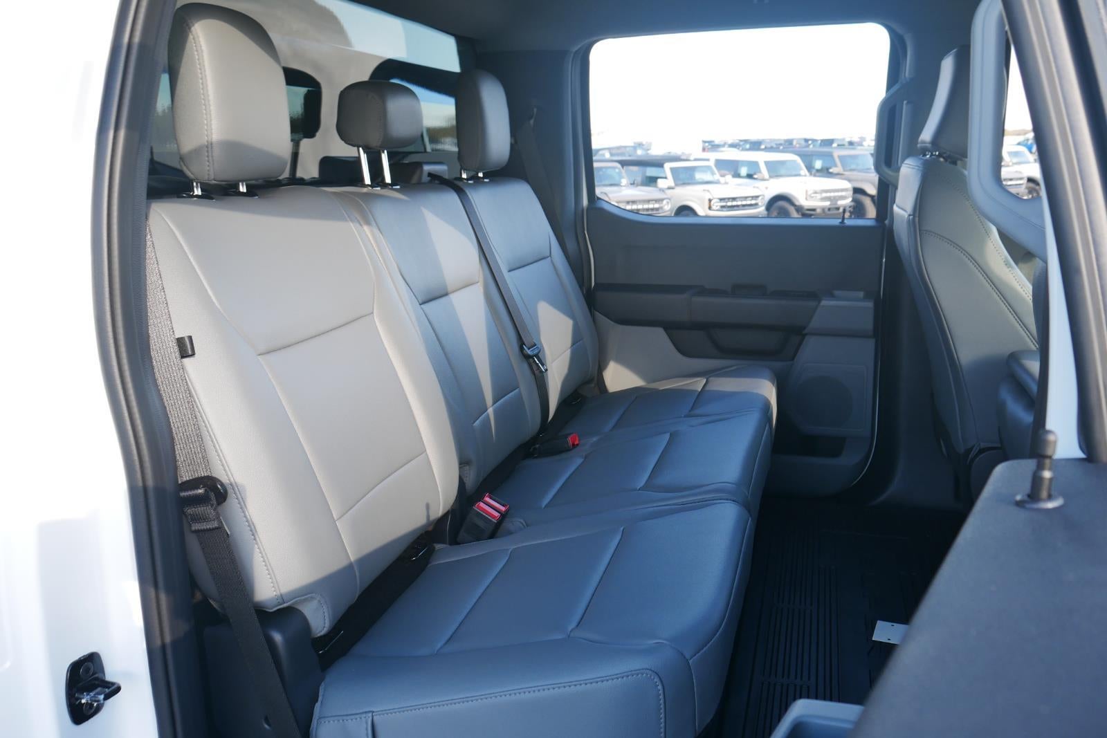 2025 Ford Super Duty F-450 DRW XL