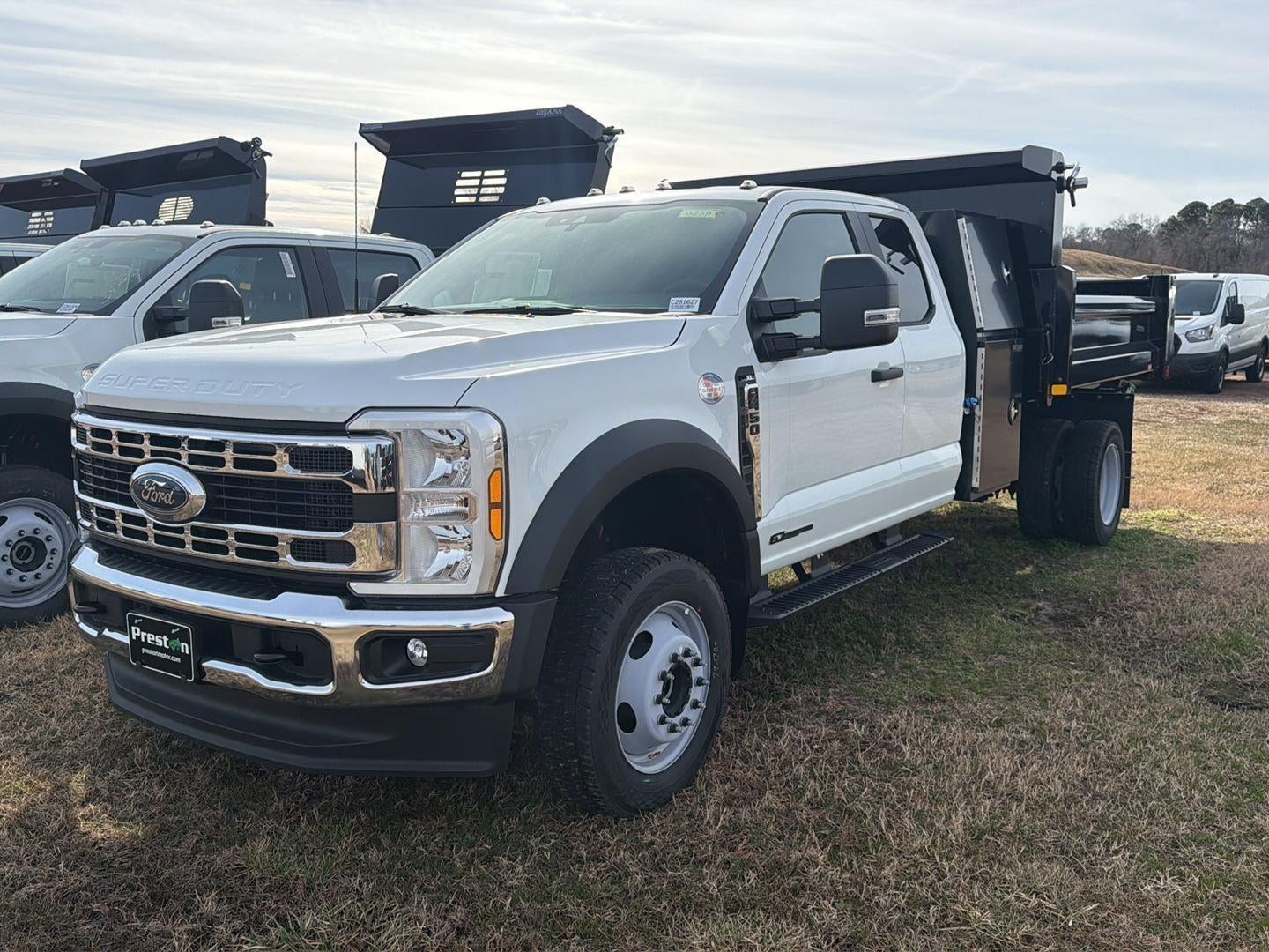 2025 Ford Super Duty F-450 DRW XL